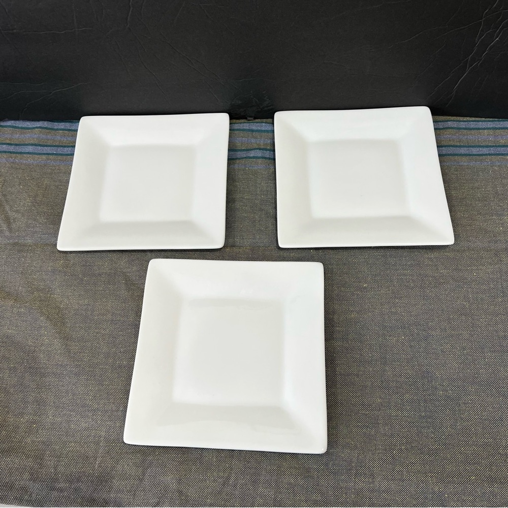 Crate & Barrel White Square Appetizer Plates 6" X 6" Set of 3 Ceramic